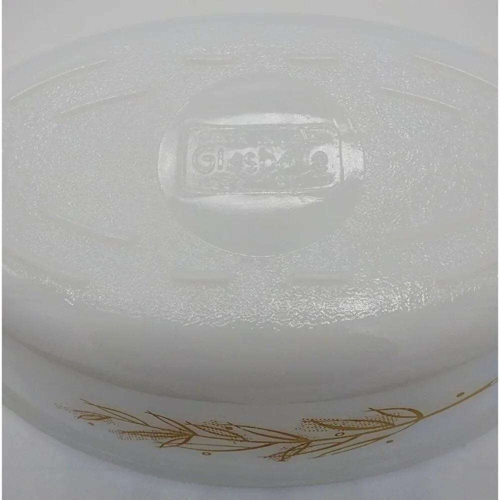 Vintage Glasbake J-235 1Qt White Milk Glass Oval Casserole dish
